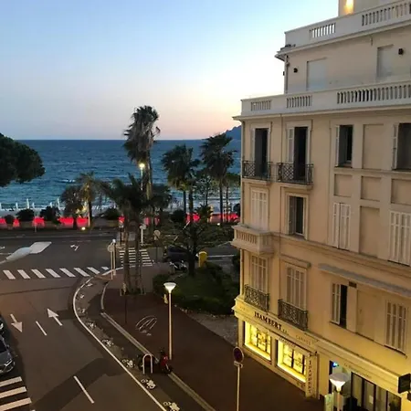 Hébergement de vacances Henri Camille Real Estate- Miramar - One Bedroom - Croisette Sea View *