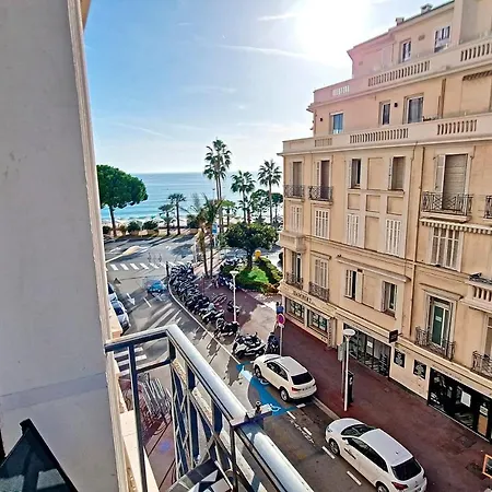 Henri Camille Real Estate- Miramar - One Bedroom - Croisette Sea View Дом отдыха *